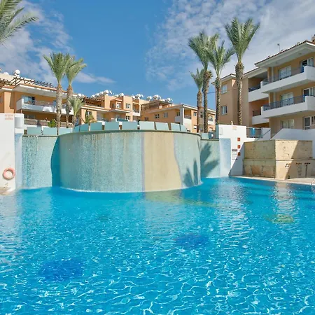 Casa Del Sol Townhouse In Iris Village Holiday home *
