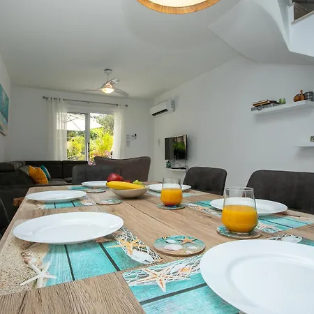 Casa Del Sol Townhouse In Iris Village Paphos